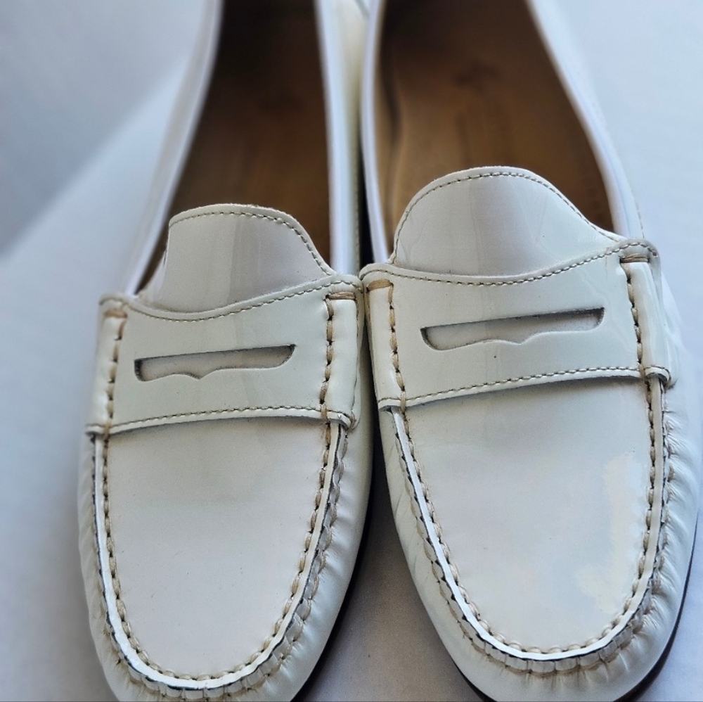 Vero Cuoio  Italian-made white leather loafers (size 37, marked Vero Cuoio